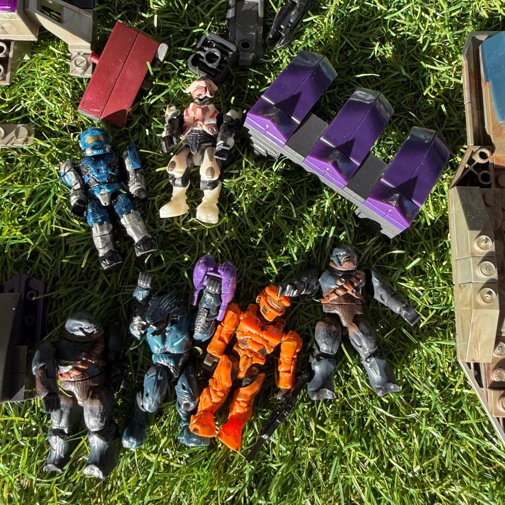 LEGO‎ Bulk Lot 14 lbs Mixed Atlantis Kingdoms Mega Bloks Halo Kre-O Transformers - Picture 13 of 15